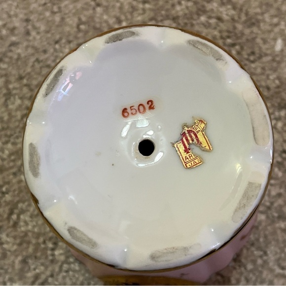 Lenwile Ardault 1940s Cameo Porcelain Pink Trinket Box Hinged Vanity Dresser - Picture 15 of 16